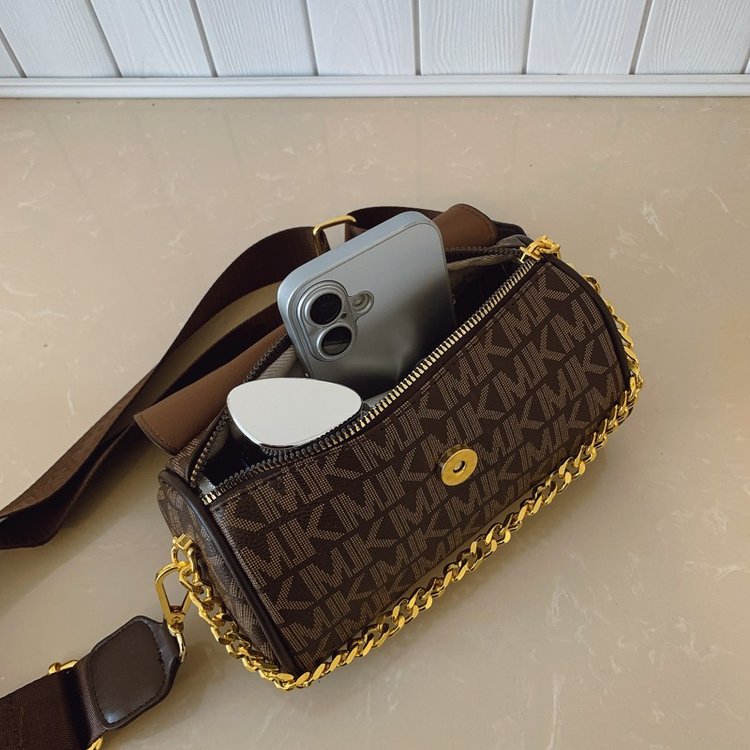 スタイリッシュなヴィンテージおむつバッグ エレガントなパリス - Unique Leather Work のレビューと価格